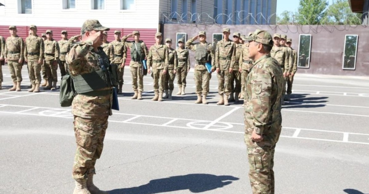 Бас штаб бастығы Ақмола гарнизоны мен Астанадағы әскери бөлімдерді тексерді