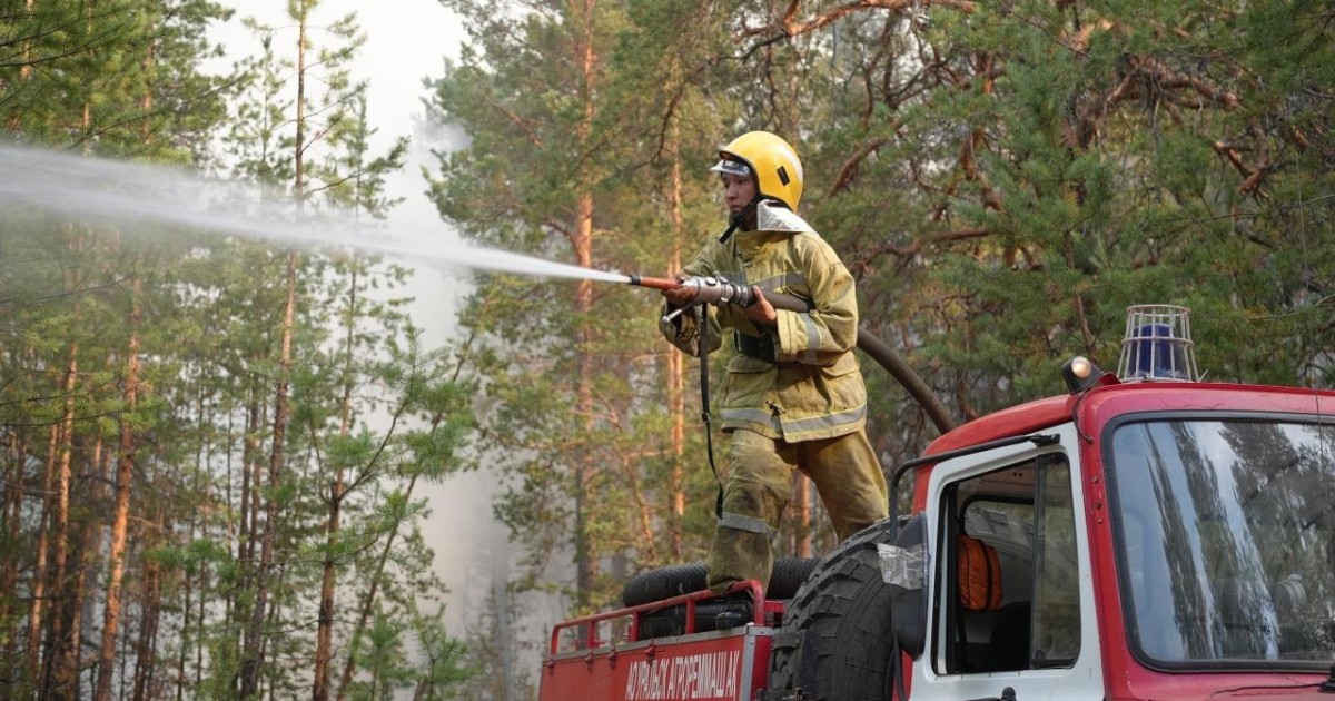 Абай облысындағы ірі орман өрті оқшауланып, толық сөндіру жұмыстары жалғасуда