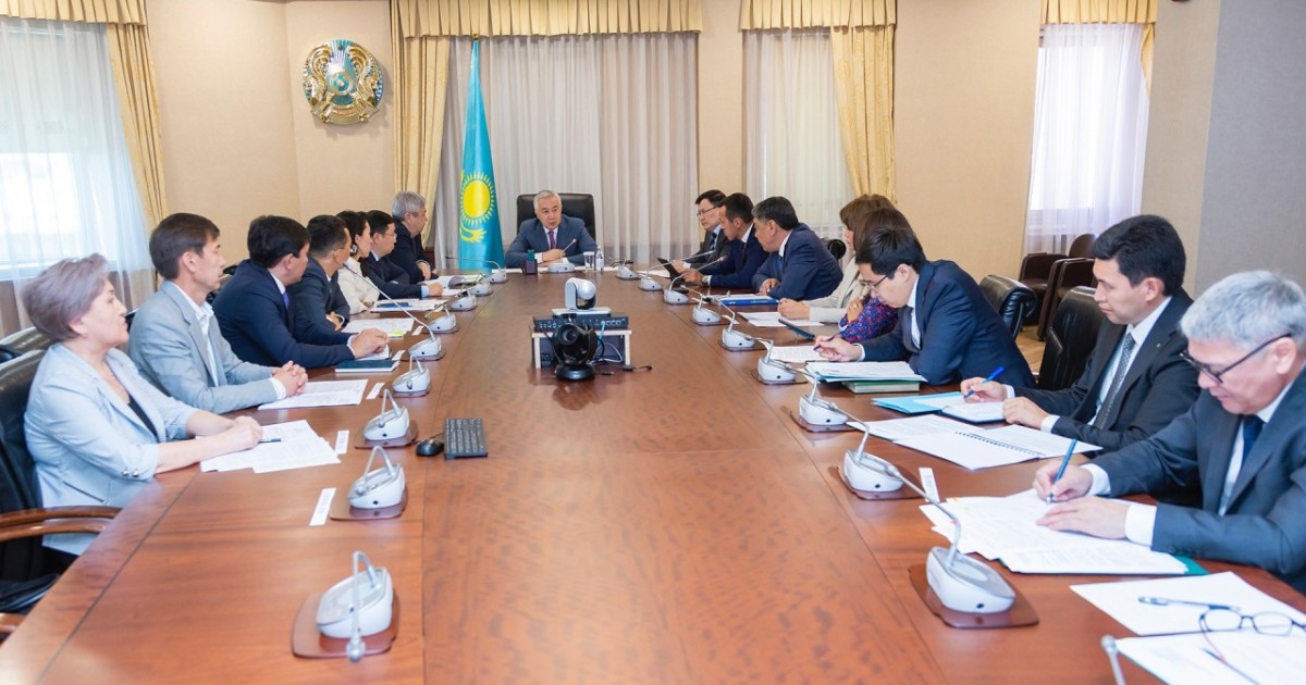 Үкіметте өзін-өзі жұмыспен қамтығандар мәртебесіне қатысты түзетулер талқыланды