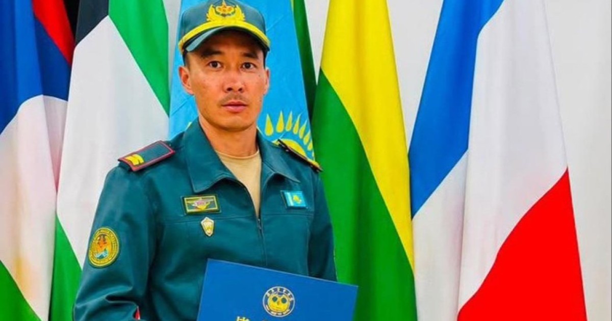 Қазақстандық мерген Қытайдың әскери академиясын үздік аяқтады