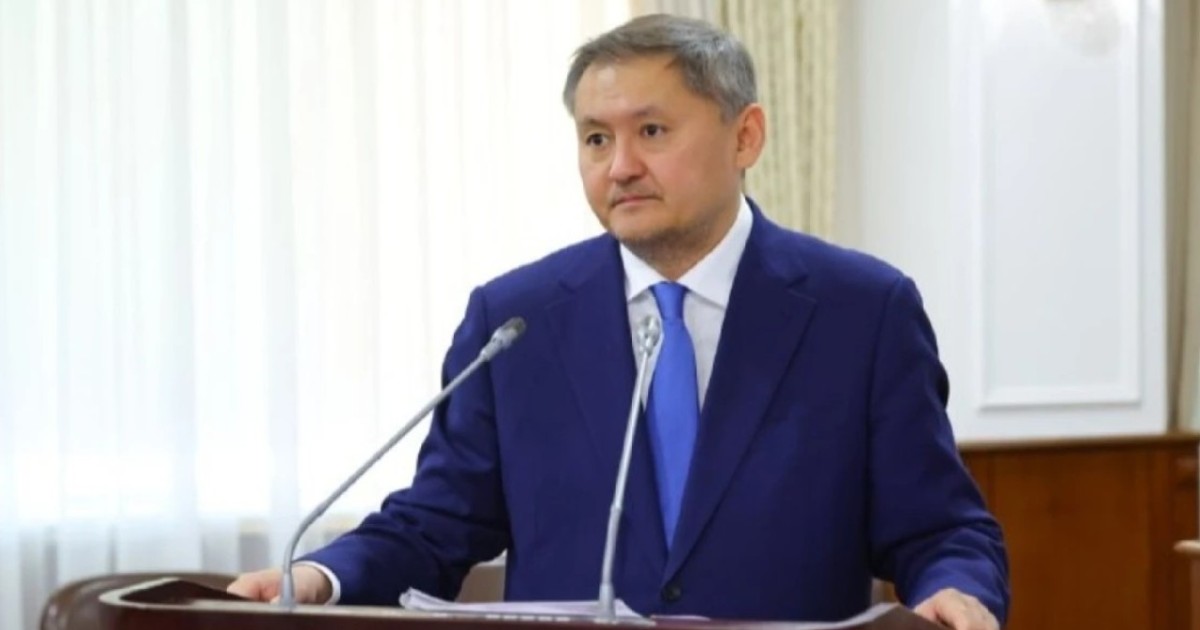 Неге кей абитуриент аз баллмен конкурстан өтіп кетеді – Саясат Нұрбек түсіндірді