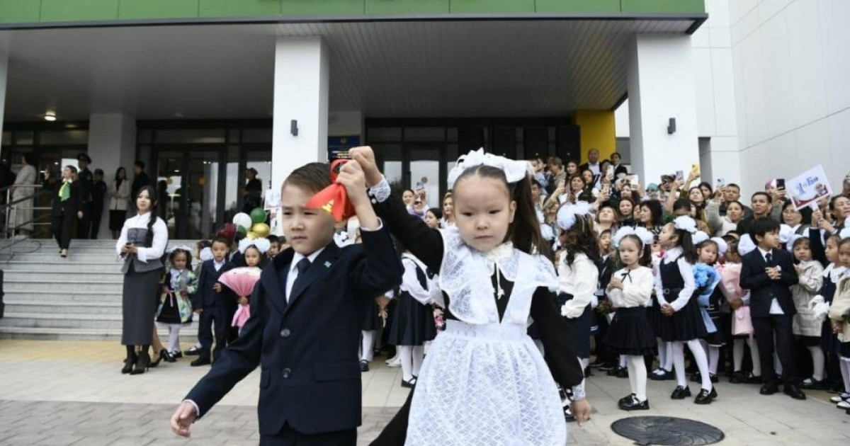Астана мектептерінде алғашқы сынып сағаттары өтті