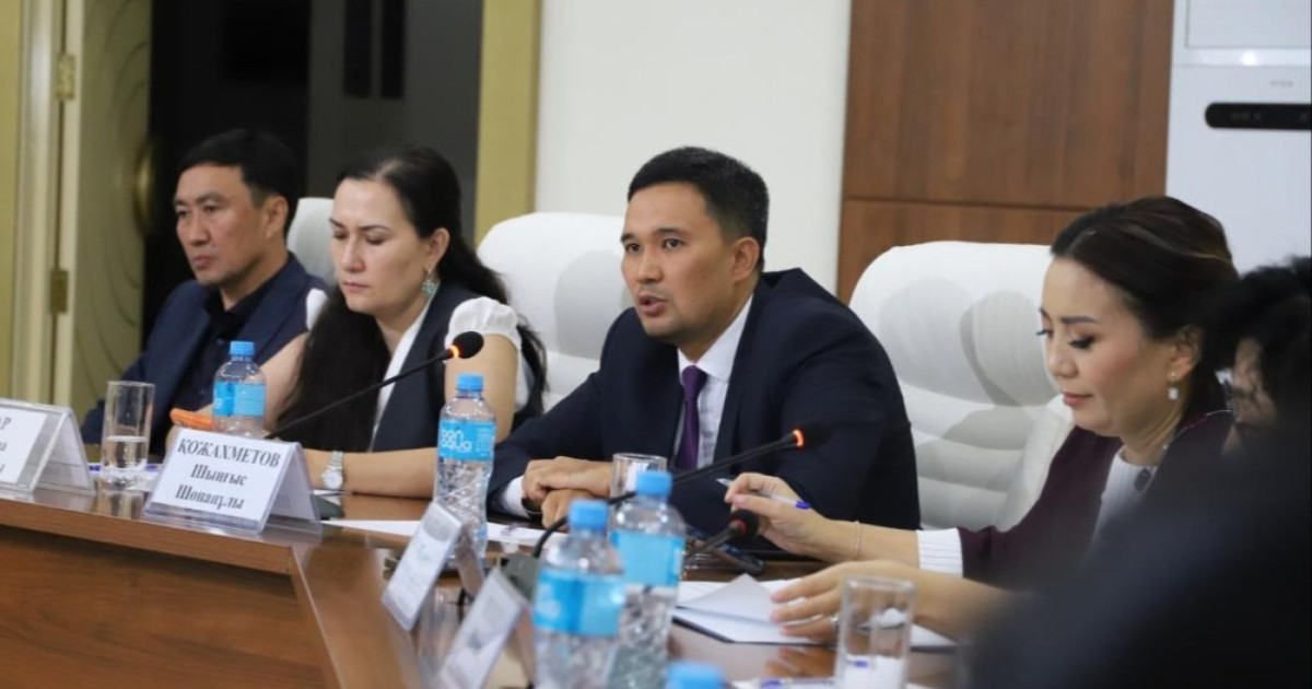 Астанада отбасы құндылықтарын нығайту мәселесі талқыланды