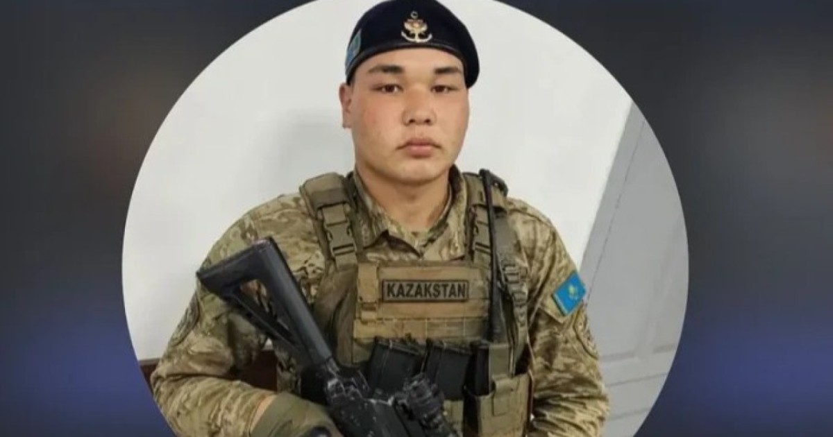 К​аспийде аман қалған Атырау облысының сарбазы жағаға​ өз күшімен жеткен