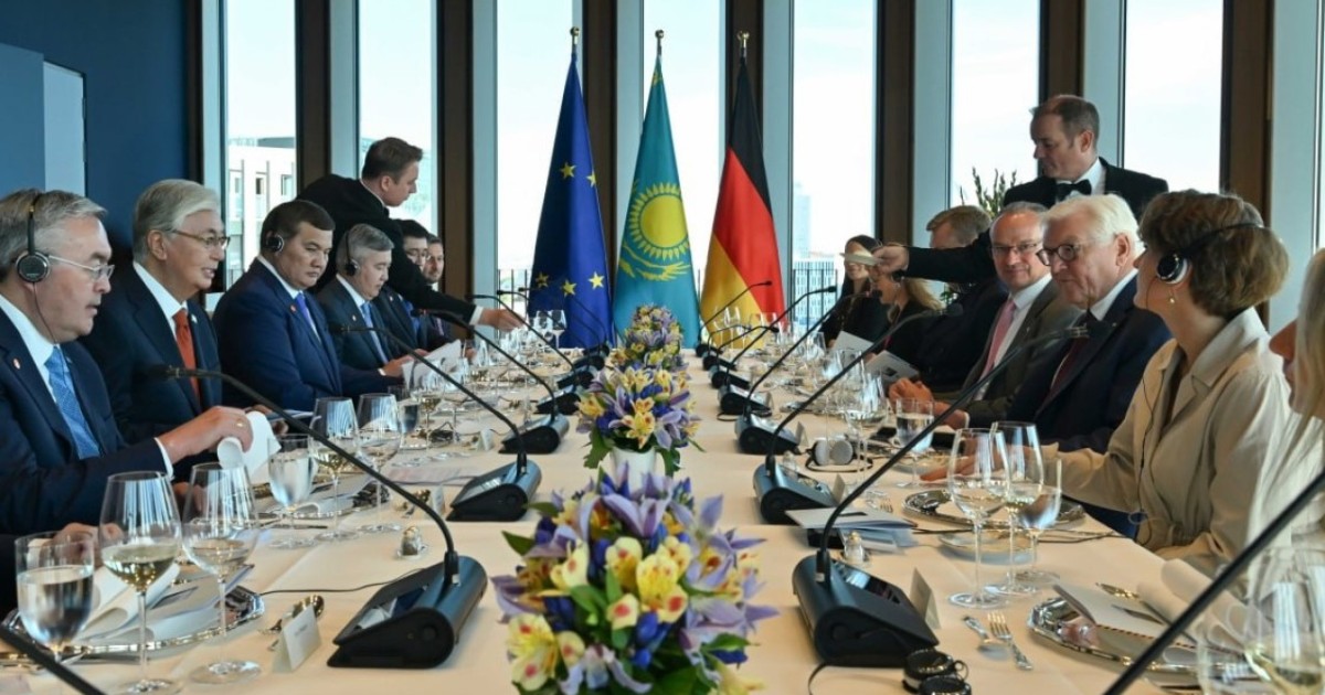 Тоқаев пен Штайнмайер кеңейтілген құрамда келіссөз жүргізді