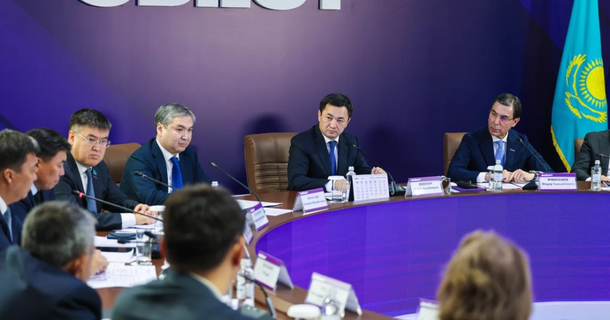 «Әділет» партиясы орта бизнестің үлесін 20%-ға дейін арттыру жолдарын ұсынды