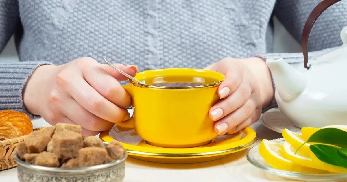 Тым ыстық шай мен кофе өңеш обырының қаупін арттыруы мүмкін
