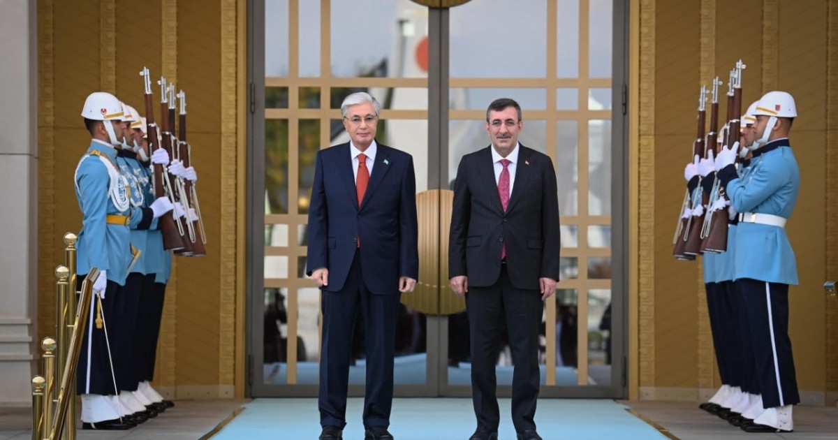 Президент ТМҰ саммитінің ашылу рәсіміне қатысу үшін «Кулие» сарайына келді