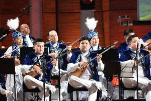 Нұрғиса Тілендиевтің 100 жылдығы Парижде аталып өтті