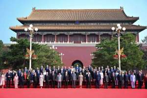 Тоқаев Қытайдағы әскери парадты тамашалады (ФОТО)