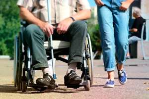 Мүгедектігі бар адамдарға жеке көмекші бола алатын тұлғалар санаты кеңейтілуі мүмкін