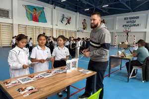 «Спорт - есірткіге қарсы»: астаналық оқушылар спорт жәрмеңкесіне қатысты