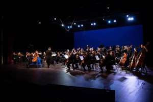 «Қазақконцерт» әртістері Біріккен Араб Әмірліктерінде өнер көрсетті