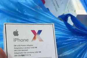 Алматыдағы базарлардың бірінде белгілі тауар белгісінің атын жамылған контрафактілік өнімдер тәркіленді