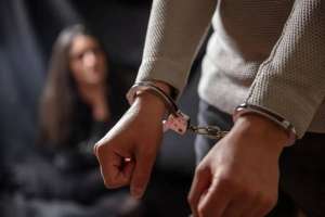 Есірткі сатумен айналысқан отбасы ірі көлемдегі марихуанамен ұсталды