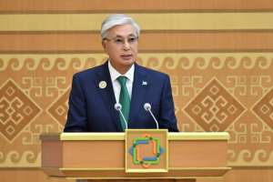 Президент: Азия мен Еуропа арасындағы құрлық арқылы тасымалданатын жүктің 85 пайызға жуығы еліміз арқылы өтеді