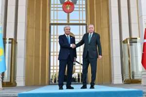 Қасым-Жомарт Тоқаевты Режеп Тайип Ердоған қарсы алды