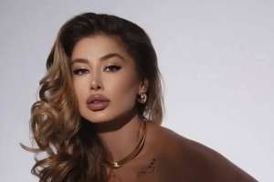 «Ерте күйеуге шықпаңдар, карьера жасап алыңдар»: атышулы блогер қыздарға ақыл айтты