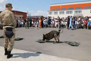 Ұлттық ұлан бүлдіршіндерге ерекше мереке сыйлады