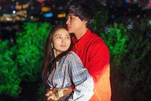 «Жүрегімнің дауасы»: Қайрат Нұртас жұбайы Жұлдыз Әбдікәрімоваға жыр шумақтарын арнады