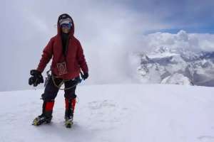 Қырғызстан тауында қалып қойған альпинисті құтқару жұмыстары тоқтатылды