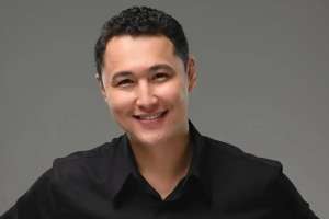 «Өзімді ақтағым келмейді»: Шәріп Серік бұрынғы сүйіктісінен кешірім сұрады