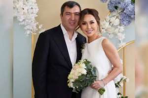 «2 жыл бұрын ажырасқан»: Динара Сәтжан Жұмабек Жанқұловпен неке қию салтанатында түскен фотосын жариялады