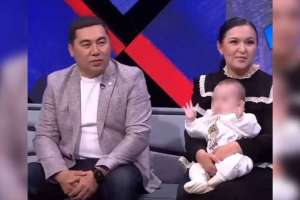 «Қыздарым үшін блог бастадым»: Жеті қызы бар әке отбасымен блогерлікке қалай келгені туралы айтты