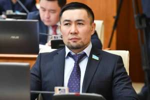 «Ажырасқандарға табыс салығын арттыру қажет»: Мәжіліс депутаты ажырасуға мемлекеттік баж салуды ұсынды