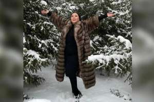 «Жасы біразға келді, ерсі қылық»: Оқырмандар Алтынай Жорабаеваның биін сынап тастады