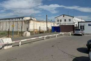 Атырау облысында түрме қызметкерлері қателесіп басқа сотталушыны бостандыққа жіберген