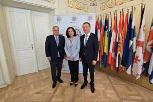 ҚР Орталық сайлау комиссиясы алғаш рет ЕҚЫҰ ДИАҚБ штаб-пәтеріне барды