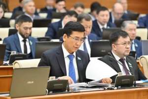 «Бұл – үлкен мәселе»: Аймағамбетов Назарбаев университетін сынға алды