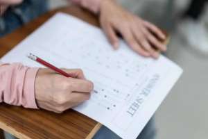 Елімізде наурыз айында өтетін ҰБТ басталды