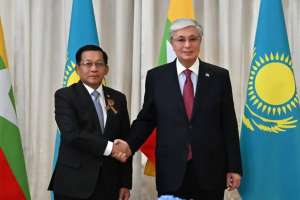 Президент Мьянма Премьер-министрімен кездесті