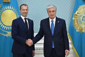 Тоқаев UEFA президенті Александер Чеферинді қабылдады