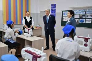 Қасым-Жомарт Тоқаев Ынтымақ ауылындағы №30 орта мектепке барды