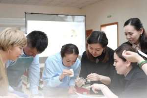 80 мыңнан астам педагог біліктілікті арттыру курстарынан өтті