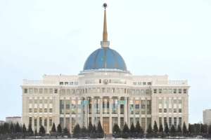 Президент белгілі ғалым Мекемтас Мырзахметұлының отбасына көңіл айтты