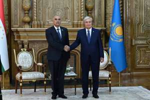 Тоқаев Тәжікстанның Маджлиси намояндагон Маджлиси Оли төрағасымен кездесті