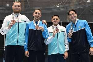 Семсерлесу: Қазақстанның ерлер құрамасы қола медаль жеңіп алды