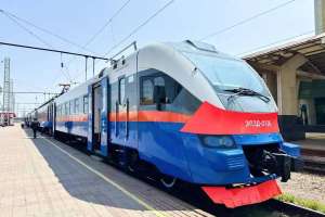 Елімізде жылдам жүретін пойыздар саны арта ма – көлік министрі жауап берді