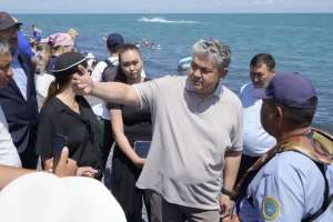 Президент тапсырмасы: Ермек Көшербаев Алакөл көлінің жағалауындағы демалыс аймақтарын тексерді