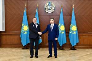 Көмір өнеркәсібінің ардагерлері мен мамандарына мемлекеттік наградалар табысталды