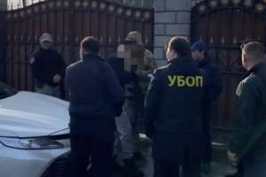 Жетісу облысында ақша бопсалаған блогер ұсталды