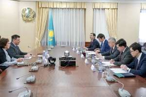 Серік Жұманғарин Қазақстандағы ХВҚ миссиясының басшысымен кездесті