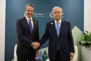 Президент Грекия Премьер-министрі Кириакос Мицотакиспен кездесті