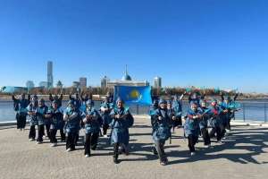 Елордалық зейнеткерлер Республика күніне орай би флешмобын өткізді