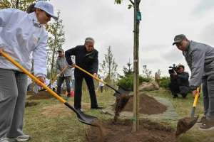 Мемлекет басшысы «Таза Қазақстан» экологиялық акциясына қатысты