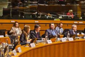 Қазақстан Орталық Азия мен ЕО арасындағы өңіраралық байланыс перспективаларын айқындады